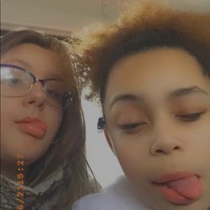 Meet your Posher, Lisa